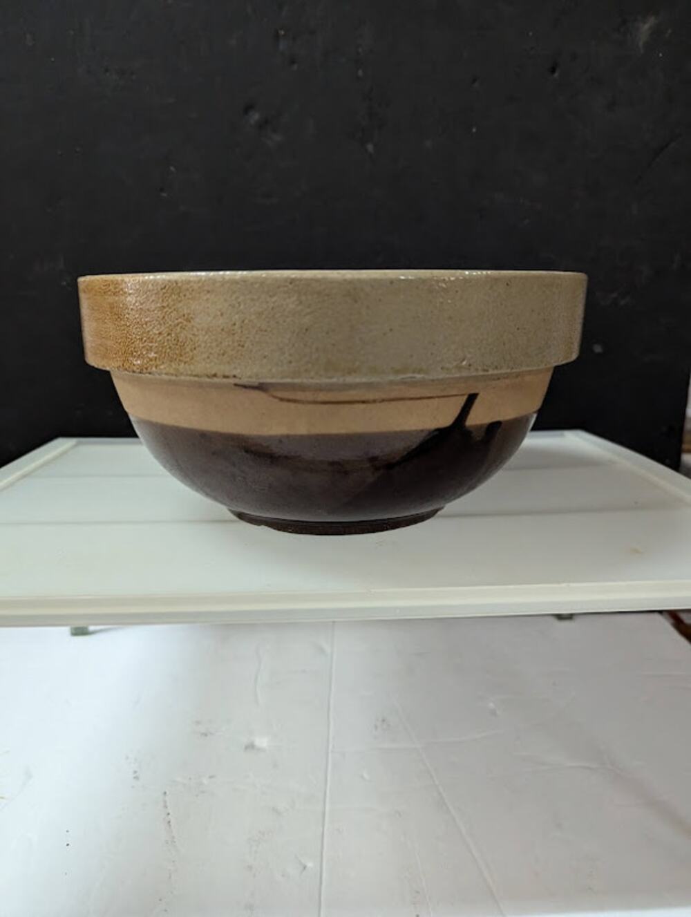 Vintage Brown Salt Glaze Stoneware Mixing Bowl 8.5” slotted rimmed bottom